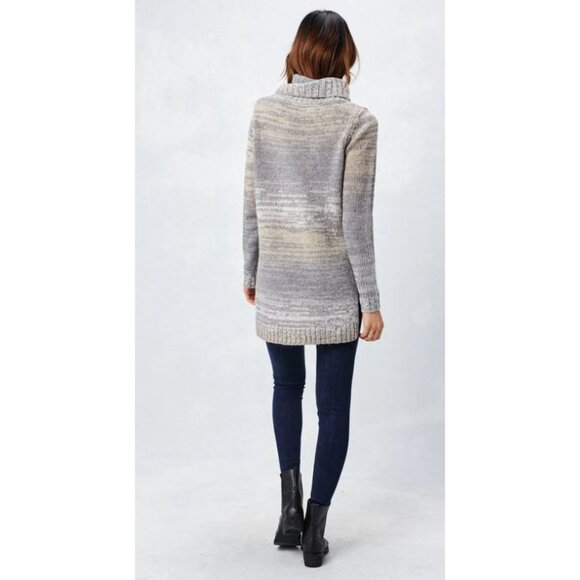 Lovestitch Jia Turtle Neck Hi-Low Sweater in Gray/Cream - Sz M - NWT - Picture 5 of 9